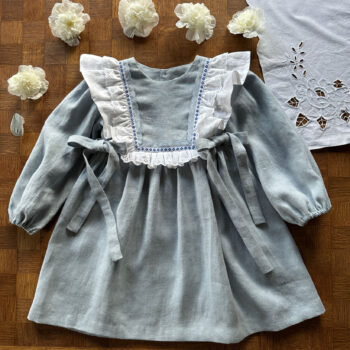 Rochie din in organic Blue Grey Sky, cu volane și funde